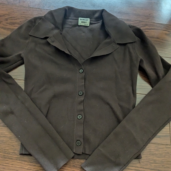 Sunday best cropped shirt - Picture 2 of 3